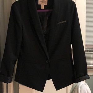 FOREVER 21 BLAZER (silk inside)